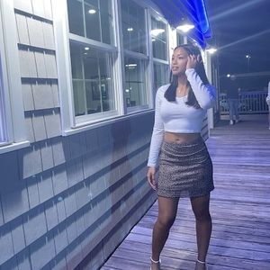 Meet your Posher, Mia